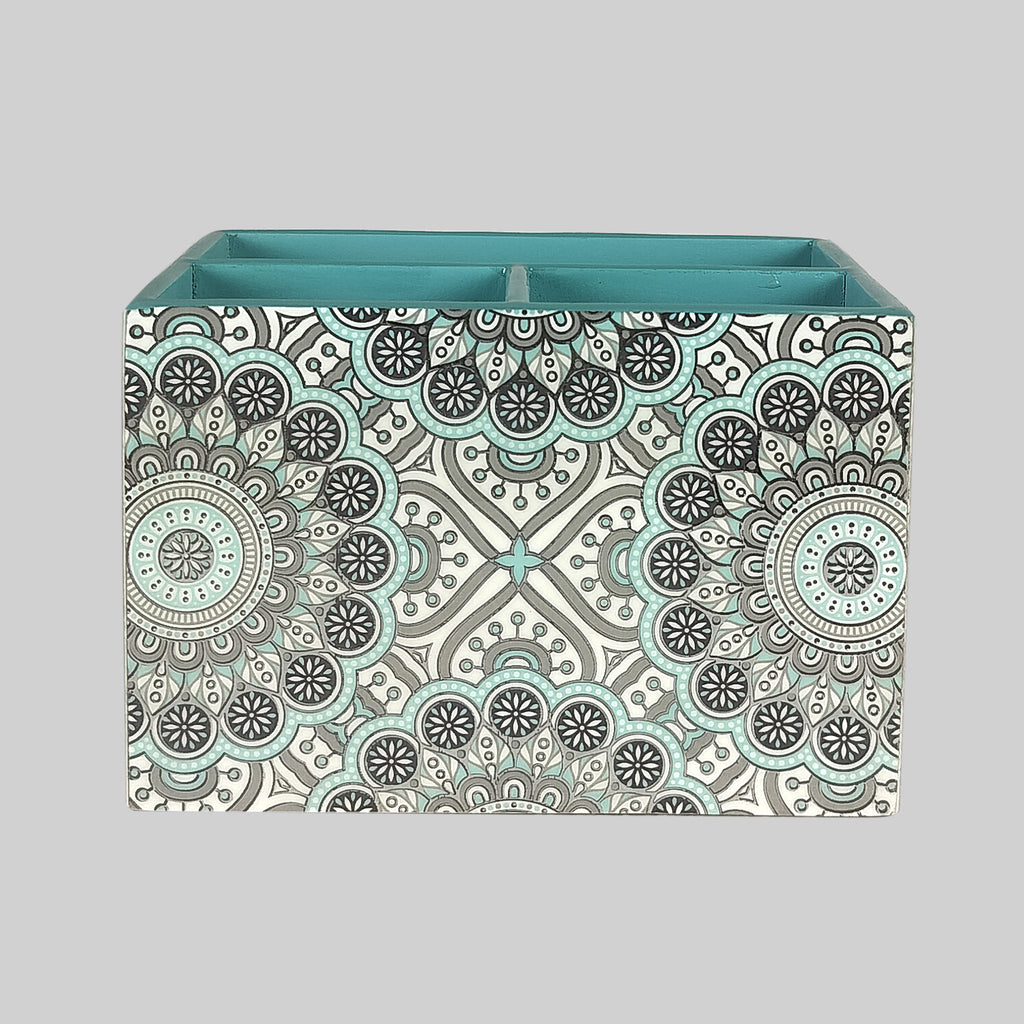 Mint Silver Cutlery Holder with Silver Foiling