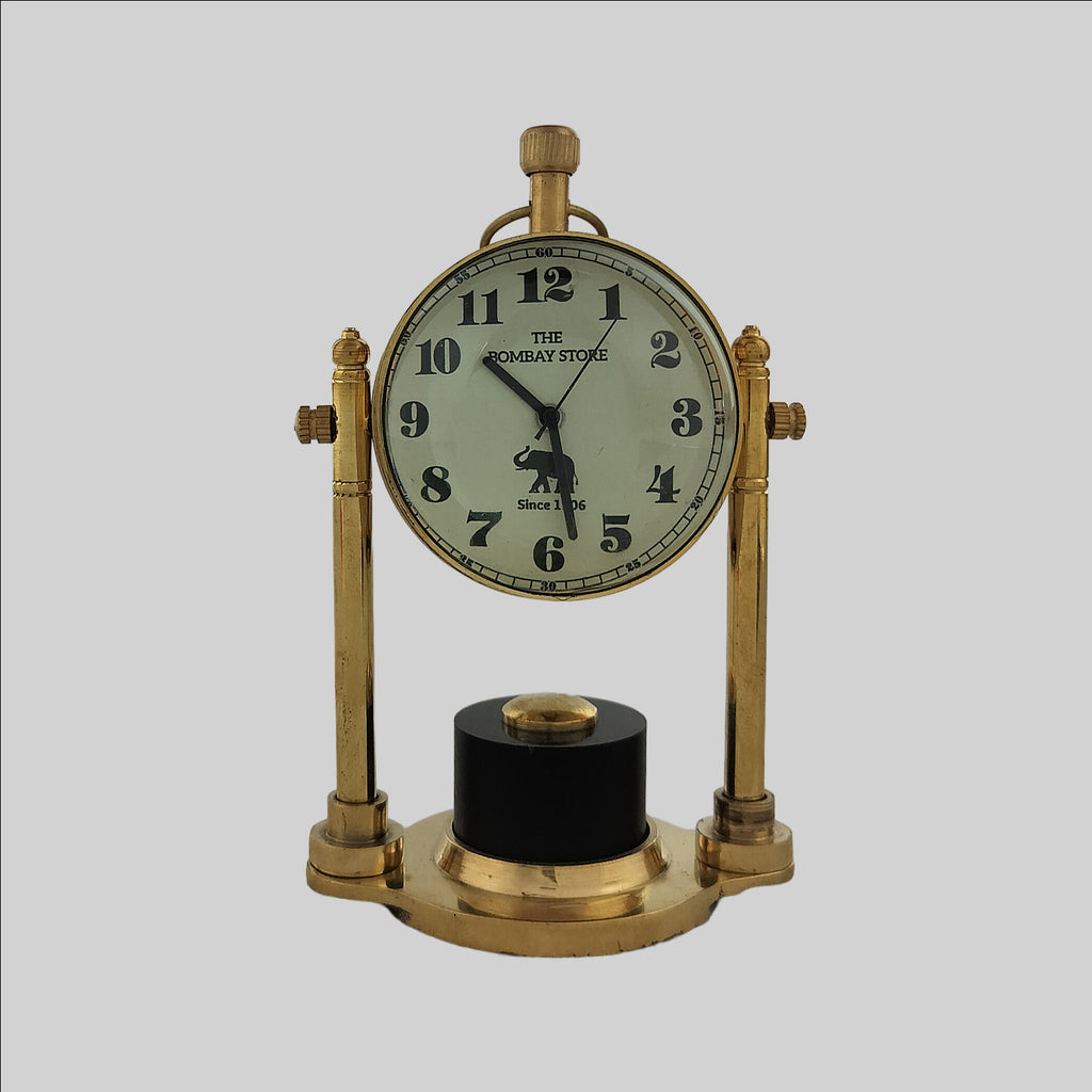 Gola Watch on Robot Stand