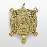 Afbeelding in Gallery-weergave laden, Brass Tortoise with Engraved Ganesha - 7.5 in