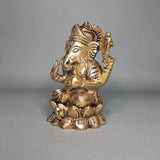 गैलरी व्यूवर में इमेज लोड करें, Brass Engraved Ganesh on Lotus 4 in