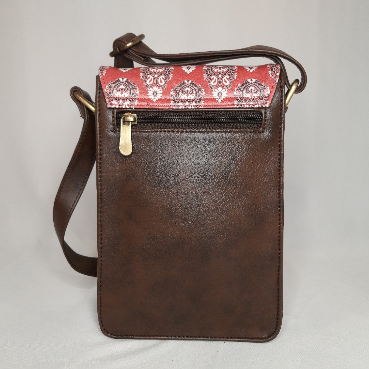 Vintage Leather 24 Inch Large Rectangular Travel Duffel Bag | chuffeddeal