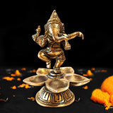 गैलरी व्यूवर में इमेज लोड करें, Brass Dancing Ganesha Deepak 5 in