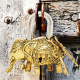 Afbeelding in Gallery-weergave laden, Brass Elephant Design Lock with Key 4.5 in x 5 in